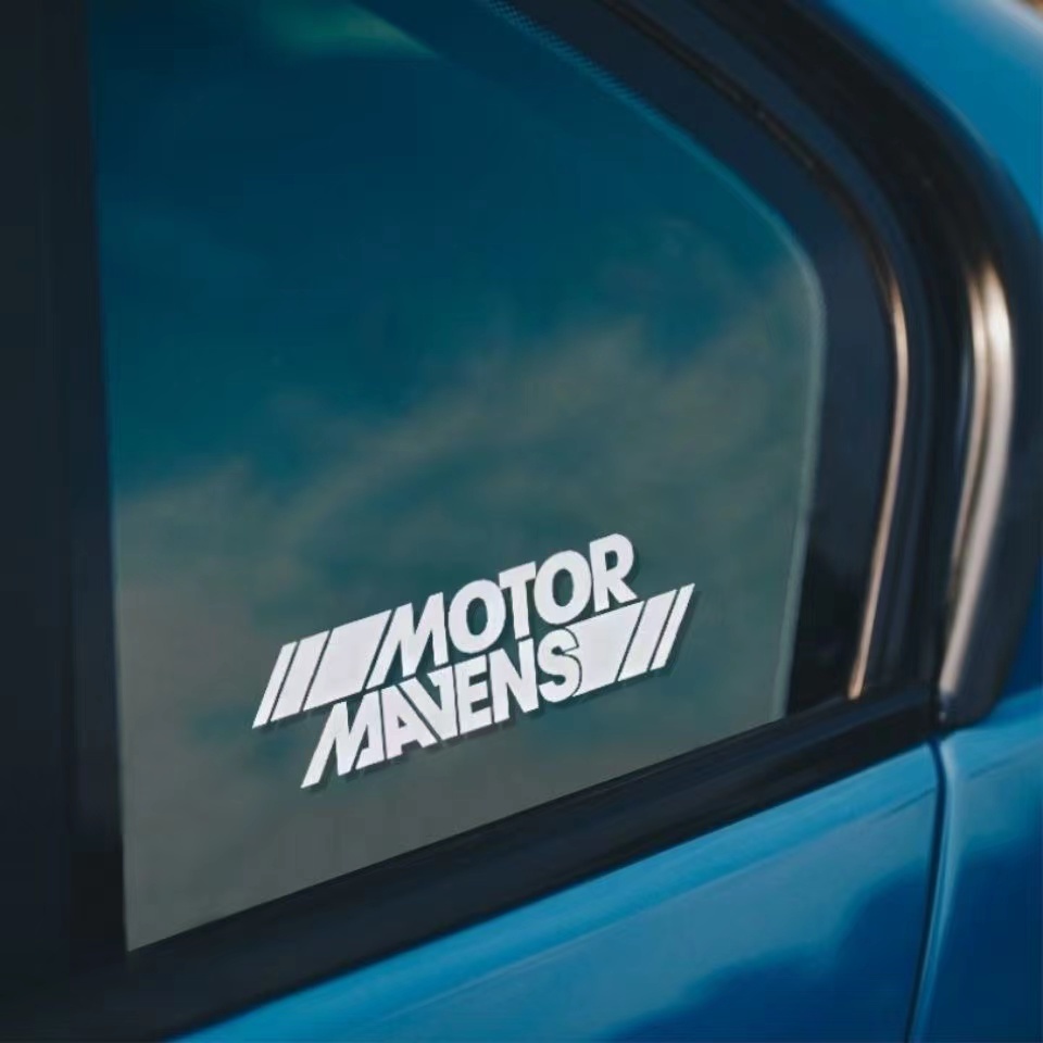 Miếng Dán Trang Trí Kính Xe Hơi In Chữ Tam Giác Độc Đáo Thời Trang