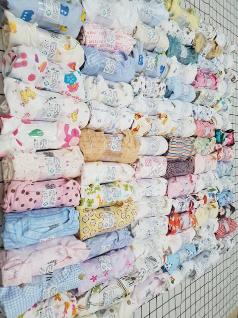 Set 3 Body vớ - sleepsuit- body liền tất cho bé