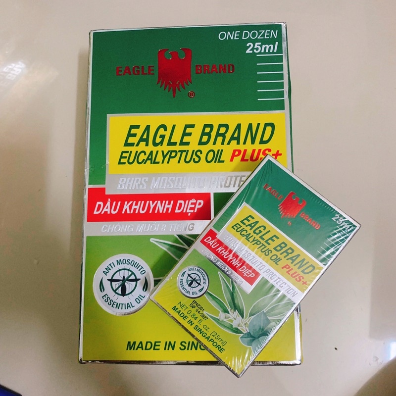 (HCM) Dầu Khuynh Diệp Chống Muỗi 2 Nắp Eagle Brand Eucalyptus Plus 25ml/ Thơm dịu nhẹ/Chống Muỗi 8 Tiếng