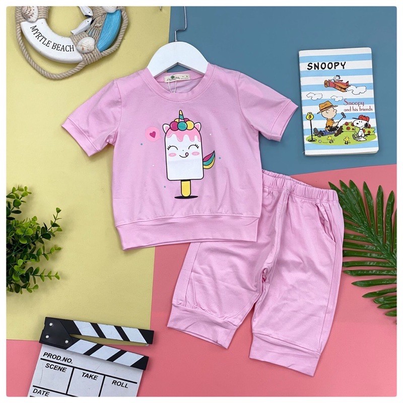 Bộ cotton cộc tay bé gái in hình que kem. Size 2 - 8, cho bé 12 -25kg. Chất cotton mềm mại