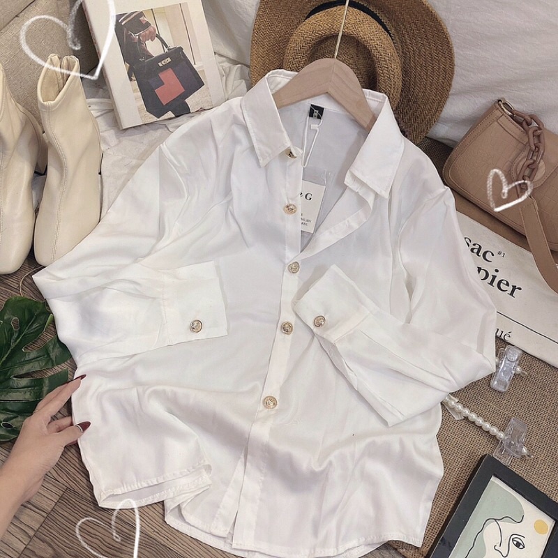 Áo sơmi lụa trắng tay dài khuy vàng