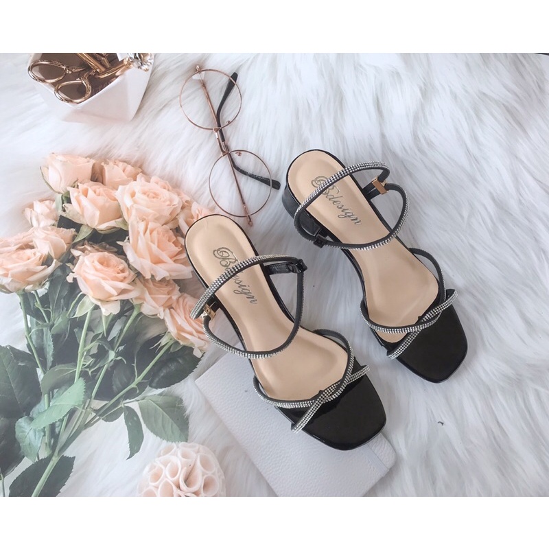 Sandal Quai Mảnh, Dép Cao Gót 5cm Quai Đính Đá Cực Cá Tinh Rễ Phối Đồ mã-026