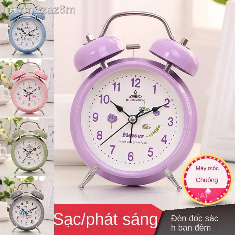 ♧☽Đồng hồ báo thức câm cạnh giường đơn giản sáng tạo học sinh hoạt hình đồng hồ báo thức đa chức năng kim loại trẻ em đồ