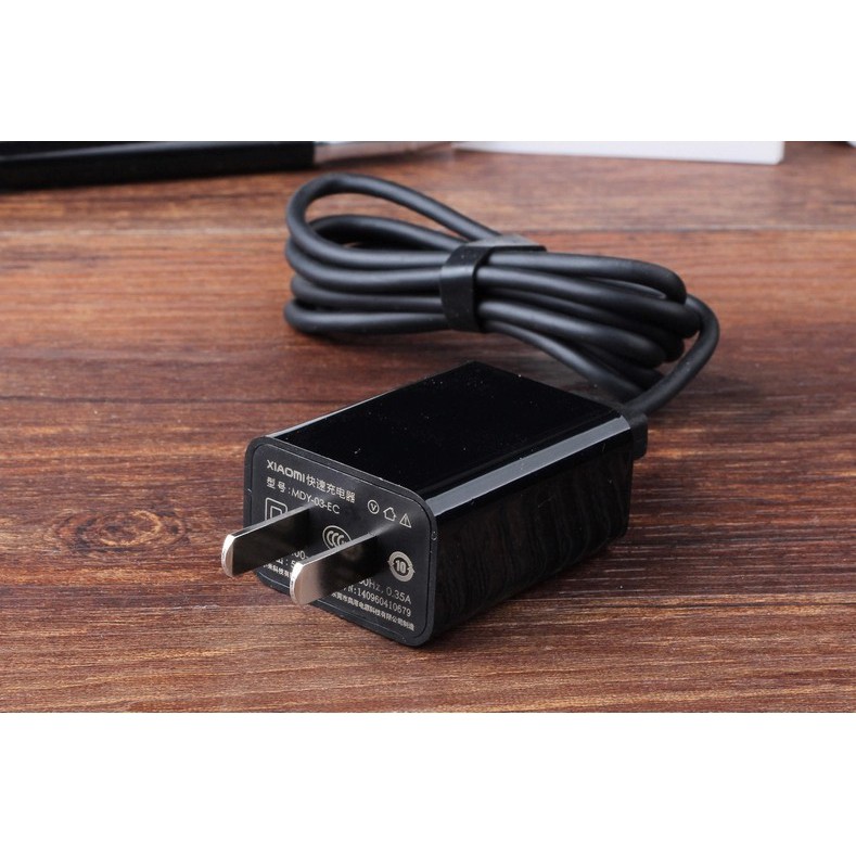 Bộ Cable và Củ Sạc Xiaomi 2A