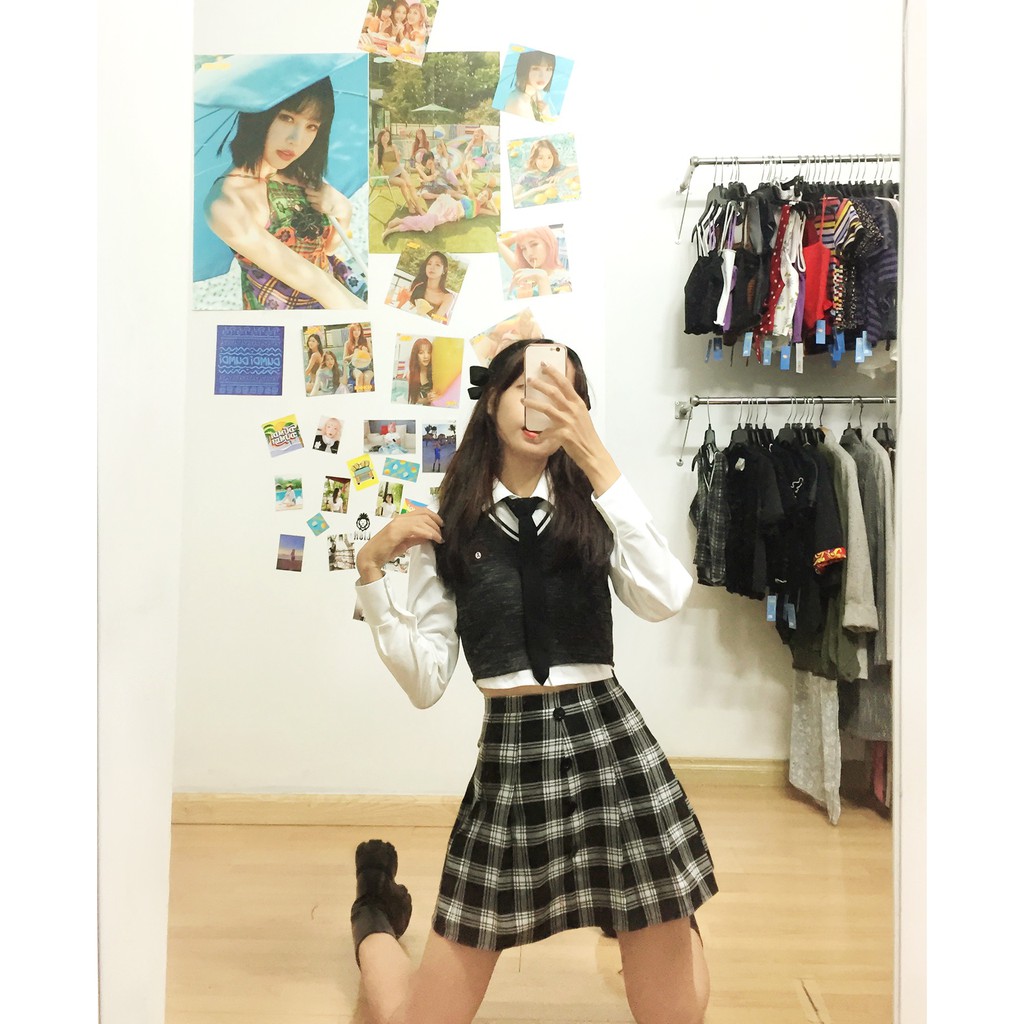 DALLA Áo sơ mi trắng nữ tay dài croptop Dalla Saigon | BigBuy360 - bigbuy360.vn