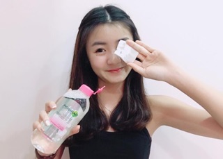 NƯỚC TẨY TRANG GARNIER