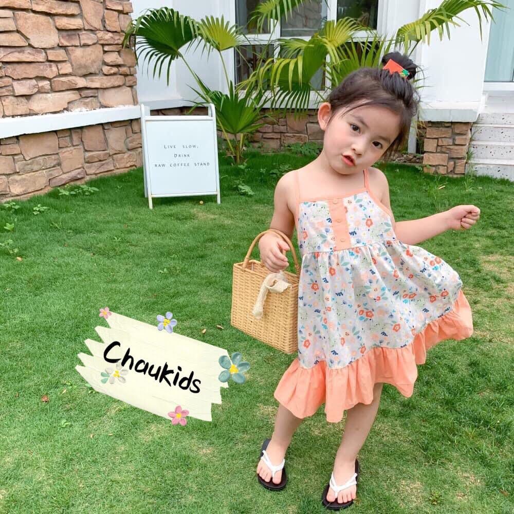 Váy hai dây phối hoa hồng màu vàng nhạt tôn da, chất thô làm mát mặc hè dành cho bé từ 2 đến 7 tuổi.