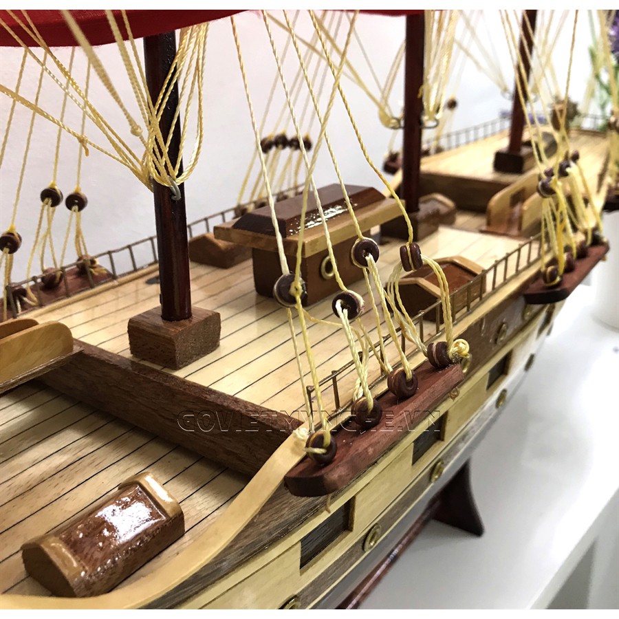 Mô hình thuyền gỗ thuyền trang trí tàu chở hàng France II - Thân dài 60cm - Buồm vải đỏ - Gỗ tràm bông vàng tự nhiên | BigBuy360 - bigbuy360.vn