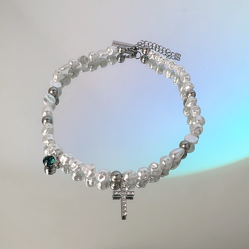 Vòng cổ Ngọc Trai Mặt Thánh Giá Thời Trang