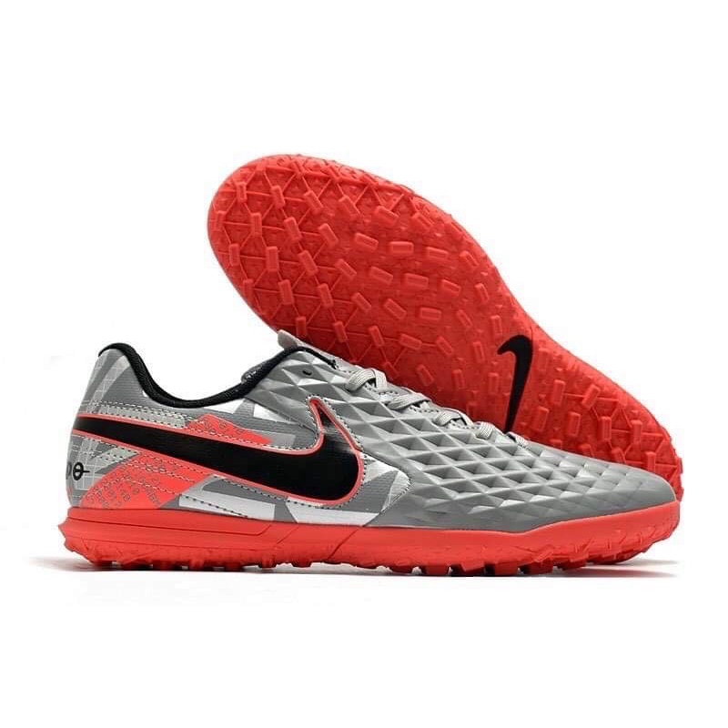 Thanh lý giày đá banh bóng Tiempo legend đẹp rẻ