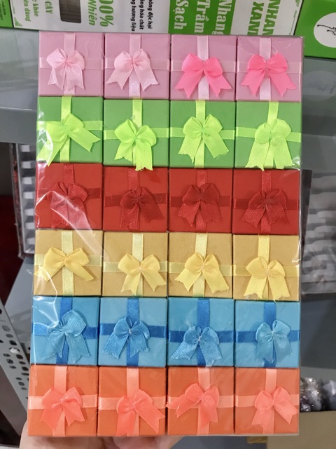 24 Hộp đựng nhẫn sơ ri đựng quà đựng nhẫn đựng trang sức  size 3,5x2,5cm (màu ngẫu nhiên) | BigBuy360 - bigbuy360.vn