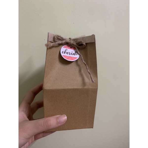 Hộp đựng quà giấy Kraft