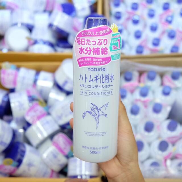 Nước Hoa Hồng Cấp Ẩm Dưỡng Trắng Chiết Xuất Ý Dĩ Naturie Hatomugi Skin Conditioner 500ml