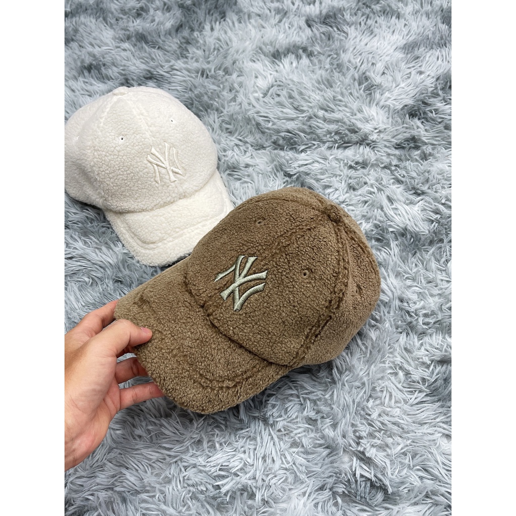Mũ Lưỡi Trai NY Fleece Ball Cap Chất Liệu Vải Lông Cừu N55