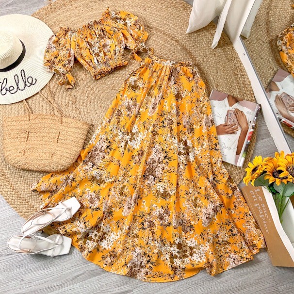 Set đồ Vintage áo Croptop trễ vai và chân váy Midi siêu tôn dáng VINTAGE STORE