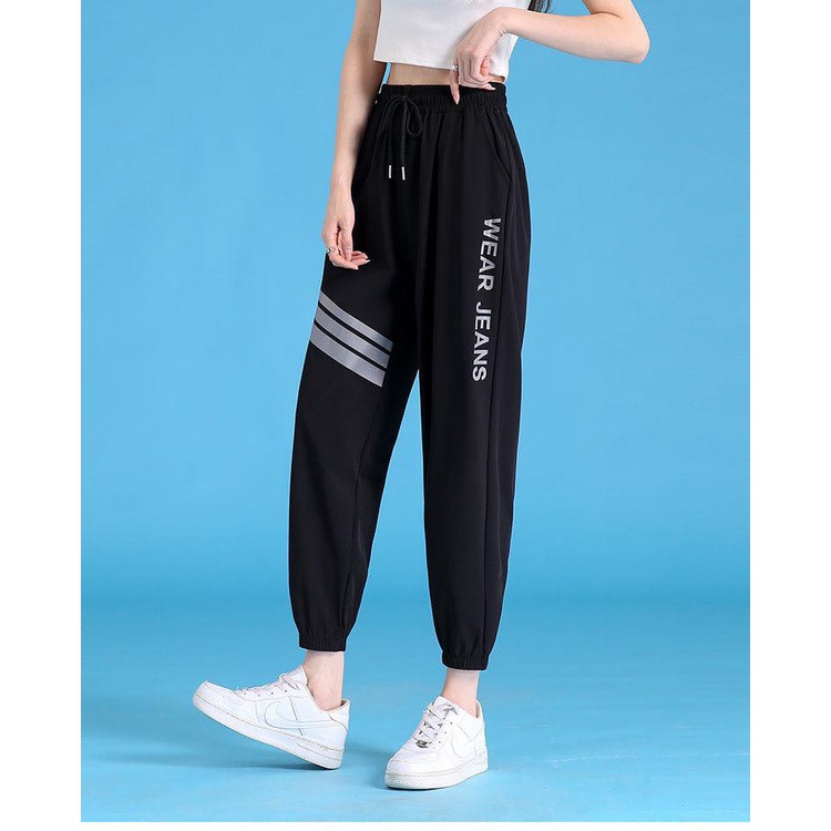 Quần jogger nữ Fmstyle shop quần thể thao ống rộng bo gấu cá tính phối 3 sọc chéo 205090041