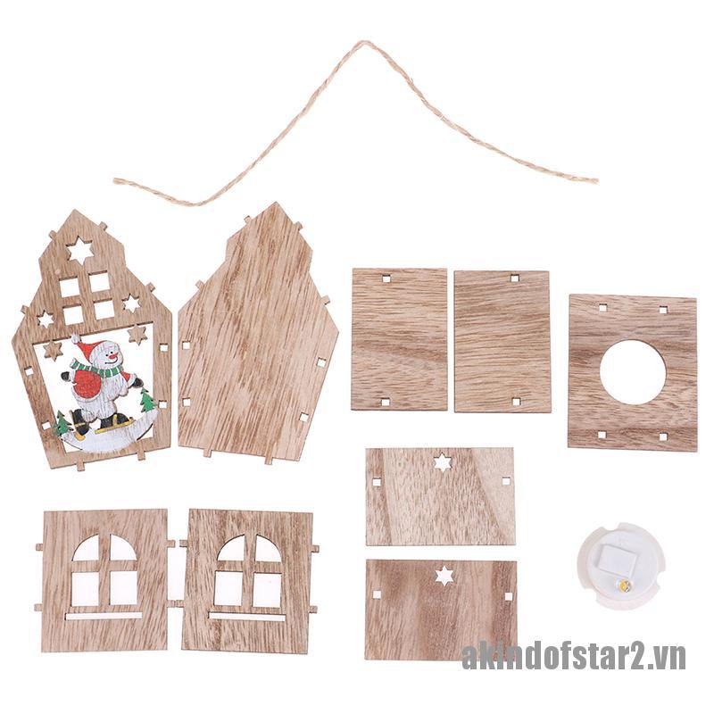 Nhà Gỗ Trang Trí Cây Thông Giáng Sinh Dễ Thương