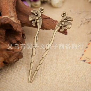 Trâm cài tóc hình con cá