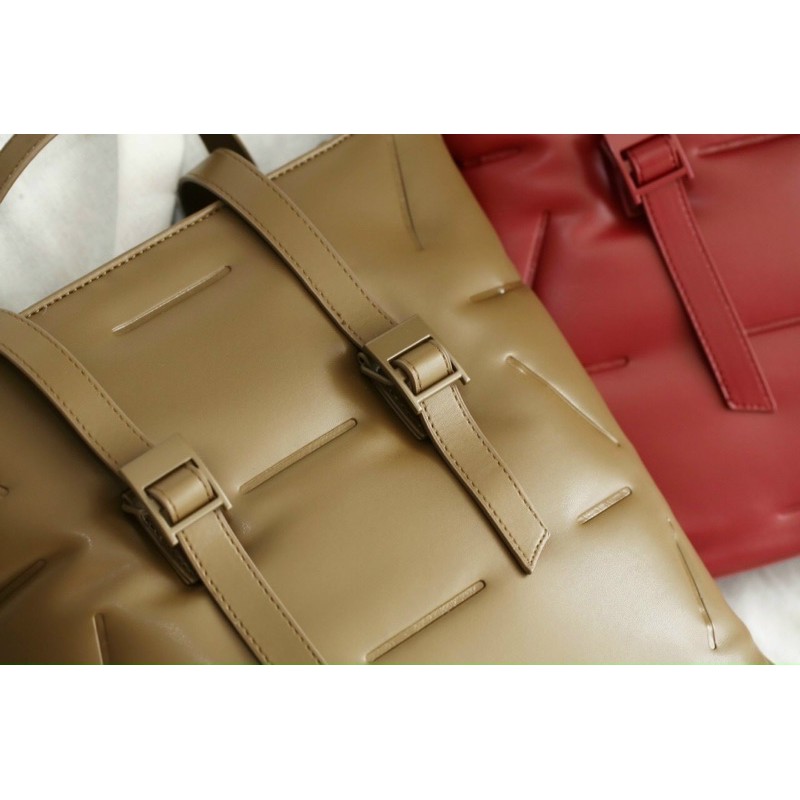 TNS-Túi tote công sở form vuông hottrend khoá kéo CnK pufet tote-chất da mềm cao cấp chần bông-màu nâu cofee cực tây