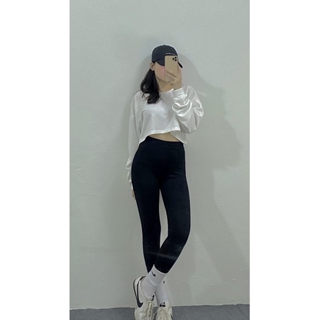 Quần legging cao cấp - chất liệu dày dặn.