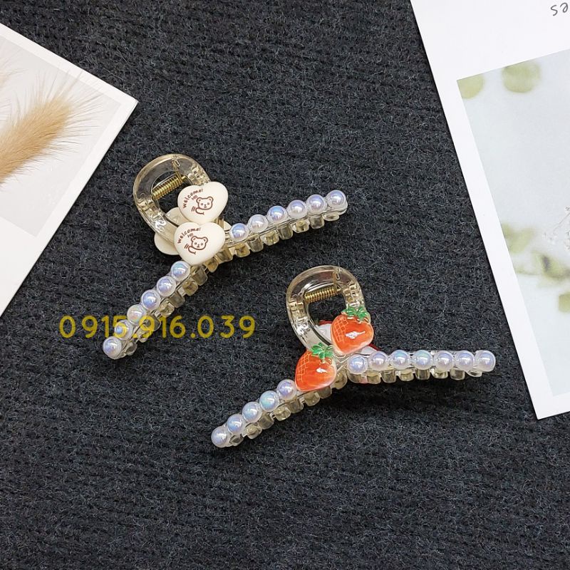 Kẹp tóc nhựa đính hạt châu có ánh nhũ