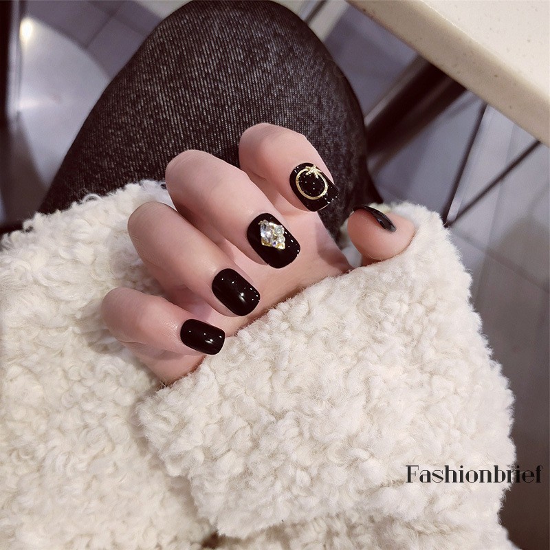 Set 24 móng giả in lá vàng kim đầu tròn dành cho cô dâu có thể tháo dễ dàng