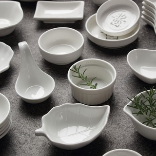 Set 8 Chén Sứ Nhỏ Đựng Nước Chấm Tiện Dụng