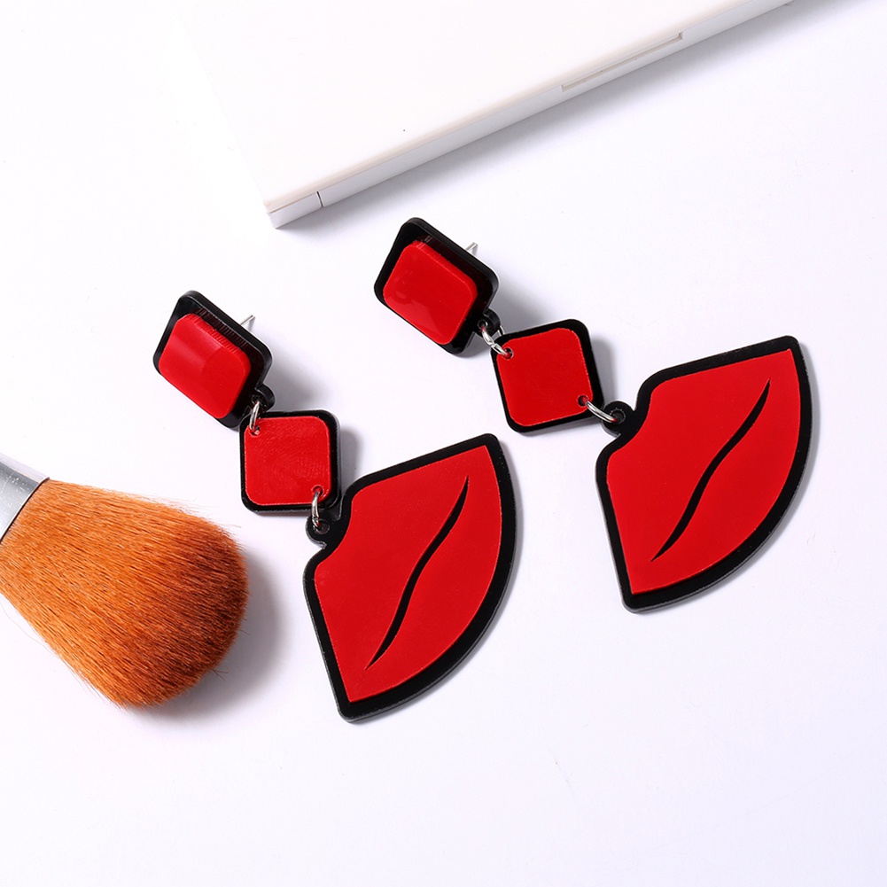 Khuyên tai dáng dài hình đôi môi dễ thương dành cho nữ