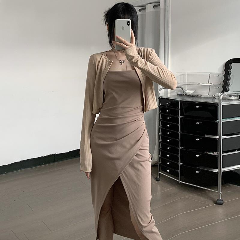 Áo Sơ Mi Tay Dài Cài Khuy + Đầm Hai Dây Xẻ Tà Quyến Rũ Thời Trang Cho Nữ