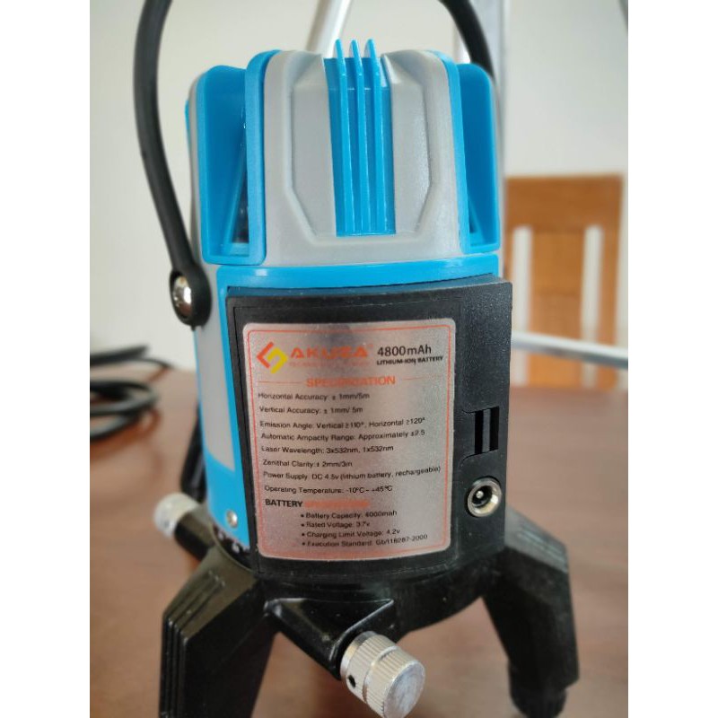 Máy bắn cốt AKUZA