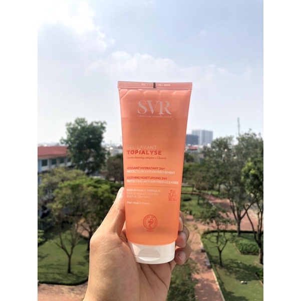 Sữa rửa mặt làm sạch không chứa xà phòng cho da khô và da nhạy cảm SVR TOPIALYSE Gel Lavant 200ml