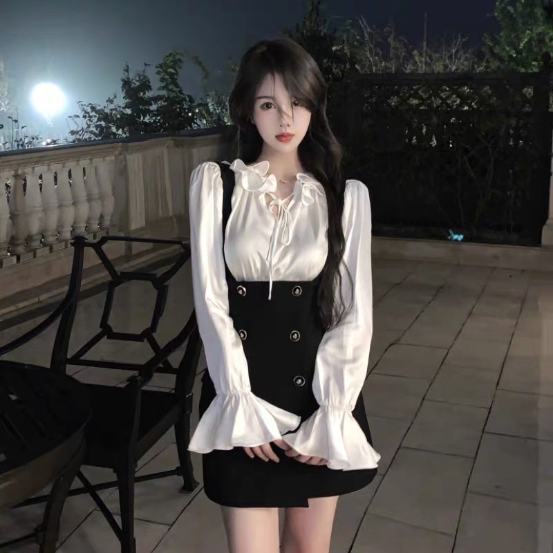 (Có sẵn) Áo sơ mi lụa cách điệu cổ điển Hàn Quốc