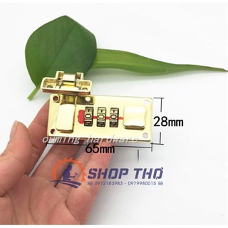 Khóa hộp giả cổ màu vàng có khóa số