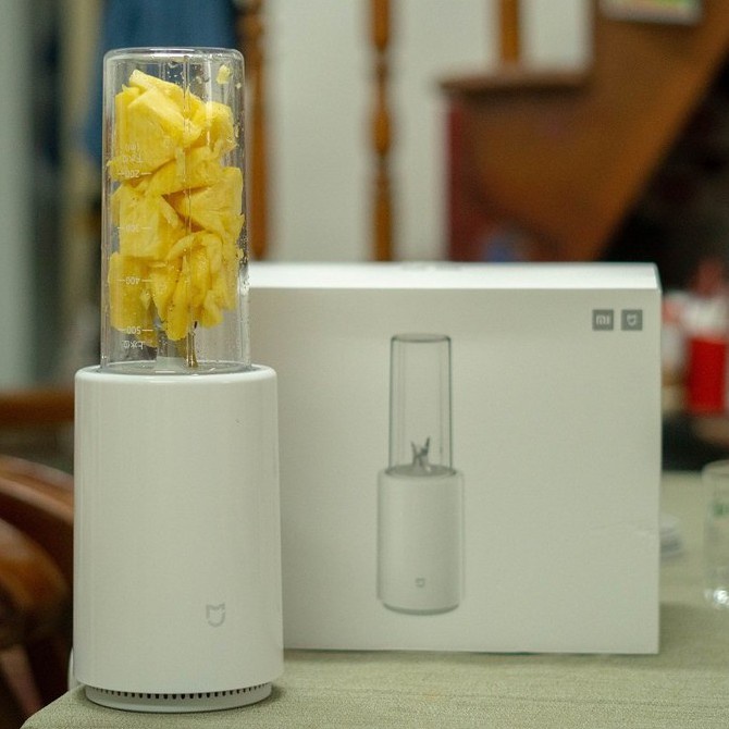 Máy Xay Sinh Tố Xiaomi Mijia MJLLJ01PL 500ml Máy Xay Cầm Tay Công Suất 350W Đạt Tốc Độ 20000 Vòng / Phút