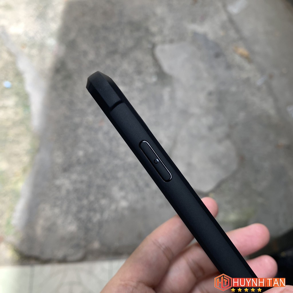 Ốp lưng Samsung Galaxy S10 Plus chống sốc, chống va đập chính hãng XUNDD để được trên giá đỡ điện thoại