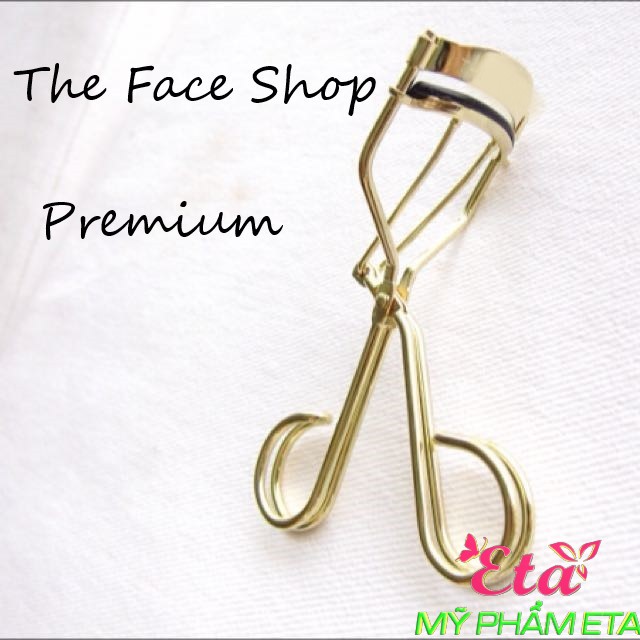 Kẹp mi The Face Shop Premium Eyelash Curler TFS vàng kèm lõi thay dễ dàng sử dụng