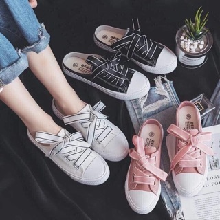 GIẦY SỤC THỂ THAO THẮT NƠ