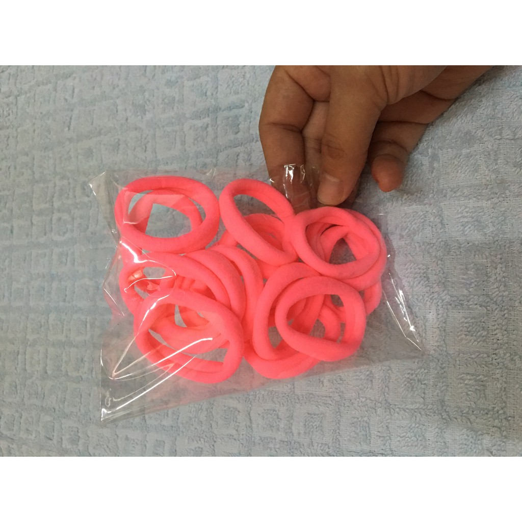 1 cọng thun cuộc tóc vải có nhiều màu đẹp đường kính 4.5CM màu ngẫu nhiên