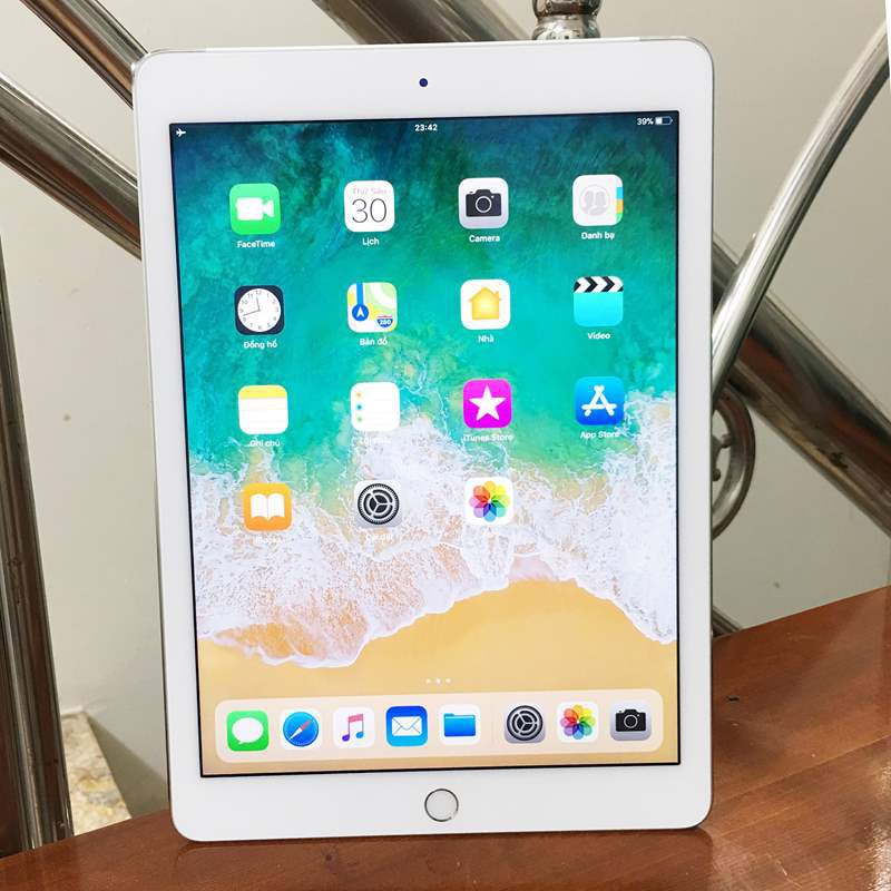 IPAD 2017 32GB Wifi 4G bản quốc tế like new Zin | BigBuy360 - bigbuy360.vn
