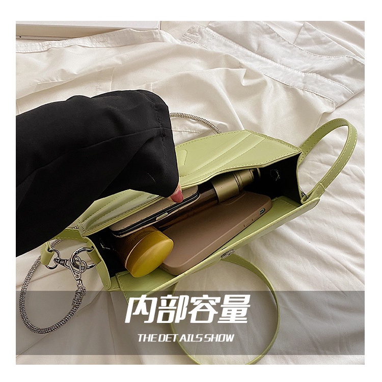 Túi Xách Kẹp Nách Phối Dây Xích Thời Trang Mùa Hè 2022 Cao Cấp Cho Nữ