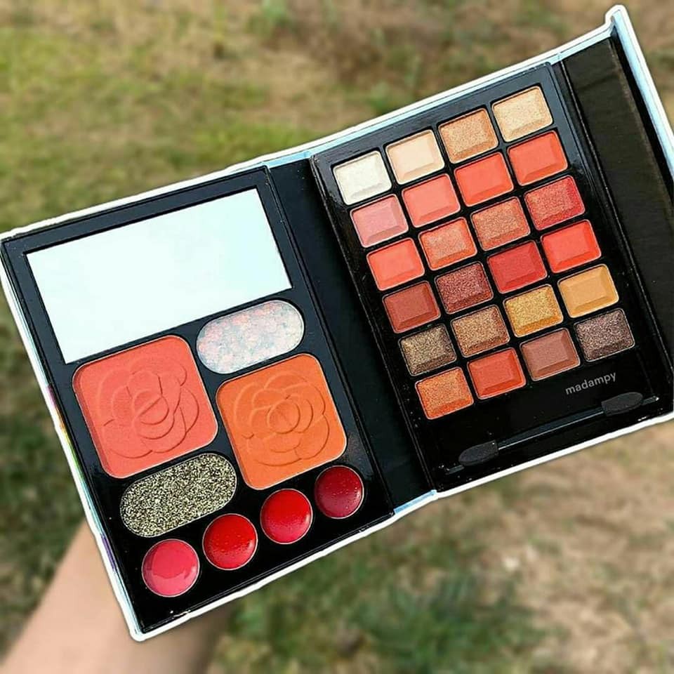 Bộ Trang Điểm 34 Ô Màu Đa Năng [Son Môi + Má Hồng + Phấn Mắt] MILA COLOR 56g | BigBuy360 - bigbuy360.vn