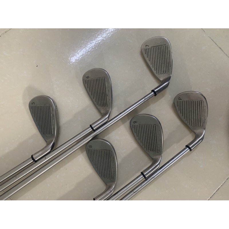 Bộ golf tay trái, gậy golf tay trái