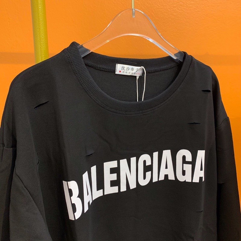 [Ảnh thật] Áo nỉ balenciaga rách cực chất, áo nỉ đôi nam nữ freesize | BigBuy360 - bigbuy360.vn