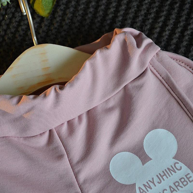 Bộ áo thun tay ngắn và quần short họa tiết chuột Mickey đáng yêu cho bé gái