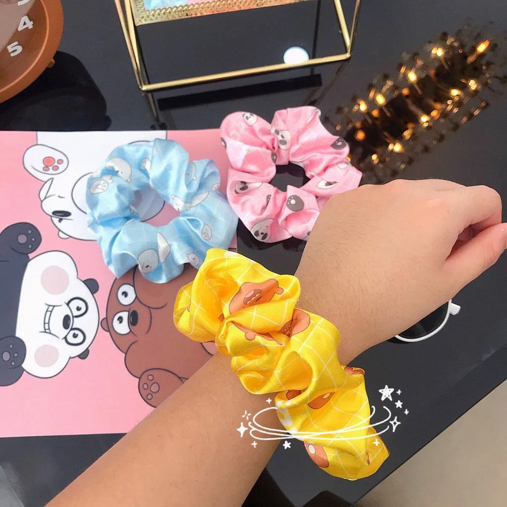 Dây Buộc Tóc SCRUNCHIES (Gấu Kẻ Vuông) WE BARE BEARS New