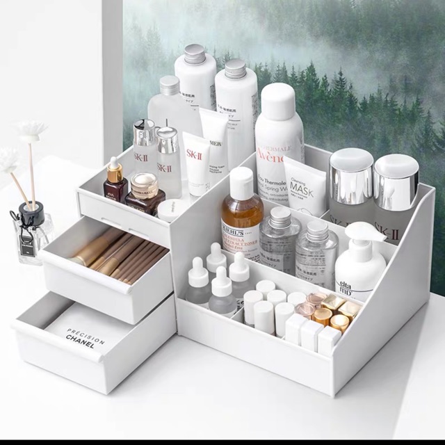 Hàng oder kệ trang điểm