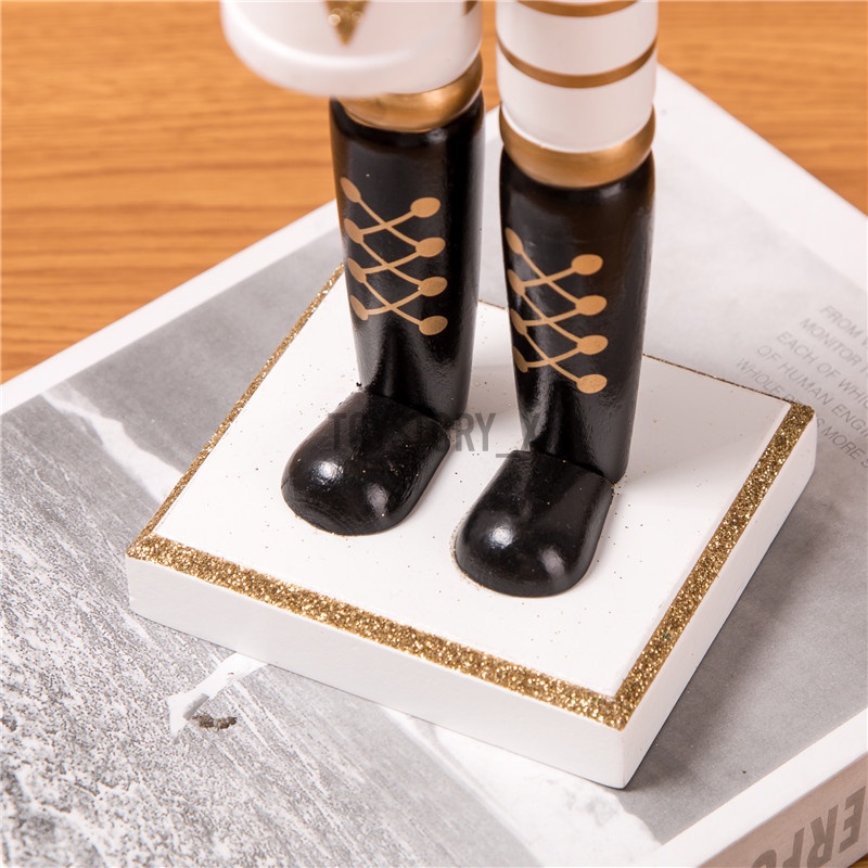 Búp Bê Gỗ Hình Chú Lính Nutcracker Phong Cách Vintage