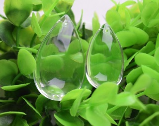 Hạt pha lê hình giọt nước