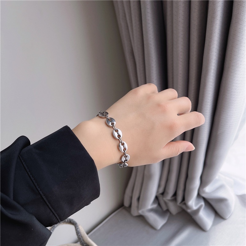 Vòng Tay Khóa Inox Hình Mũi Heo Thời Trang Mới Cho Nữ