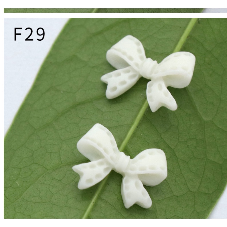 CHARM nhựa lẻ cái ạ